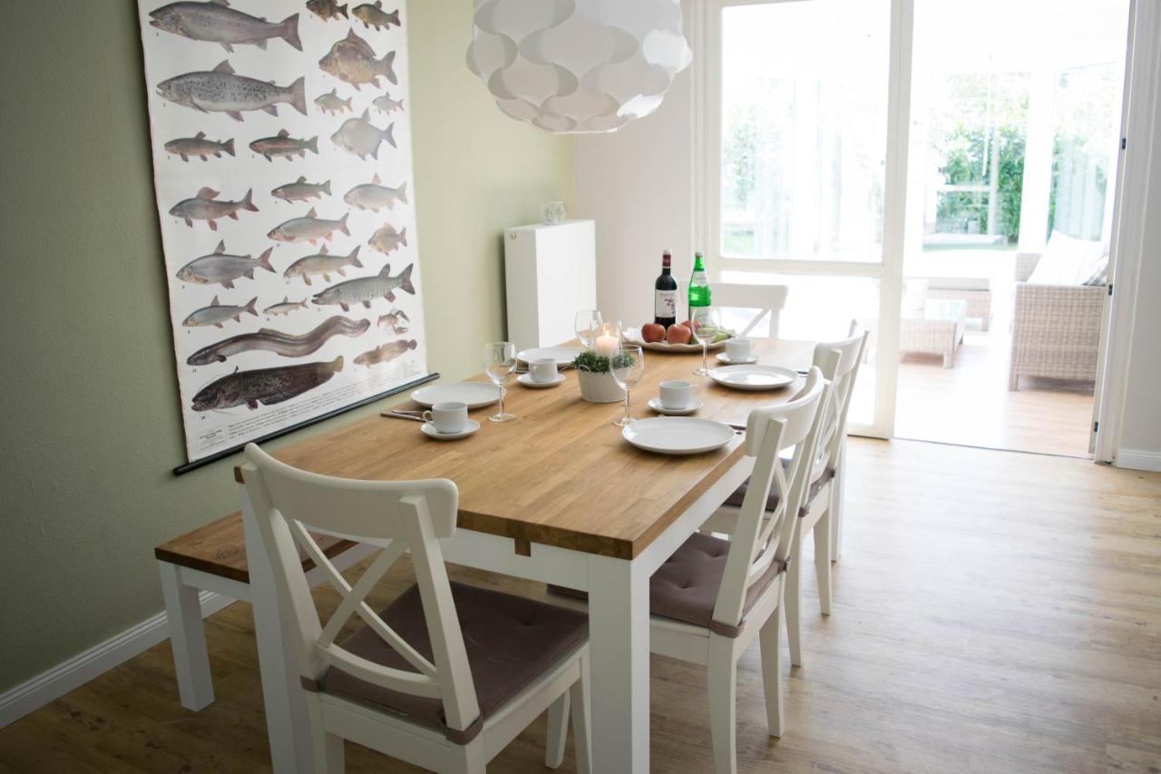 Ferienwohnung Nordic Im Deichhaus Husum  Exterior foto