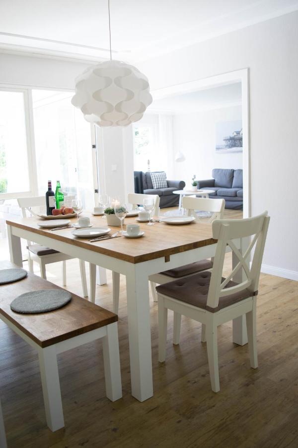 Ferienwohnung Nordic Im Deichhaus Husum  Exterior foto