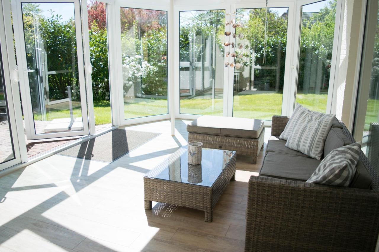 Ferienwohnung Nordic Im Deichhaus Husum  Exterior foto